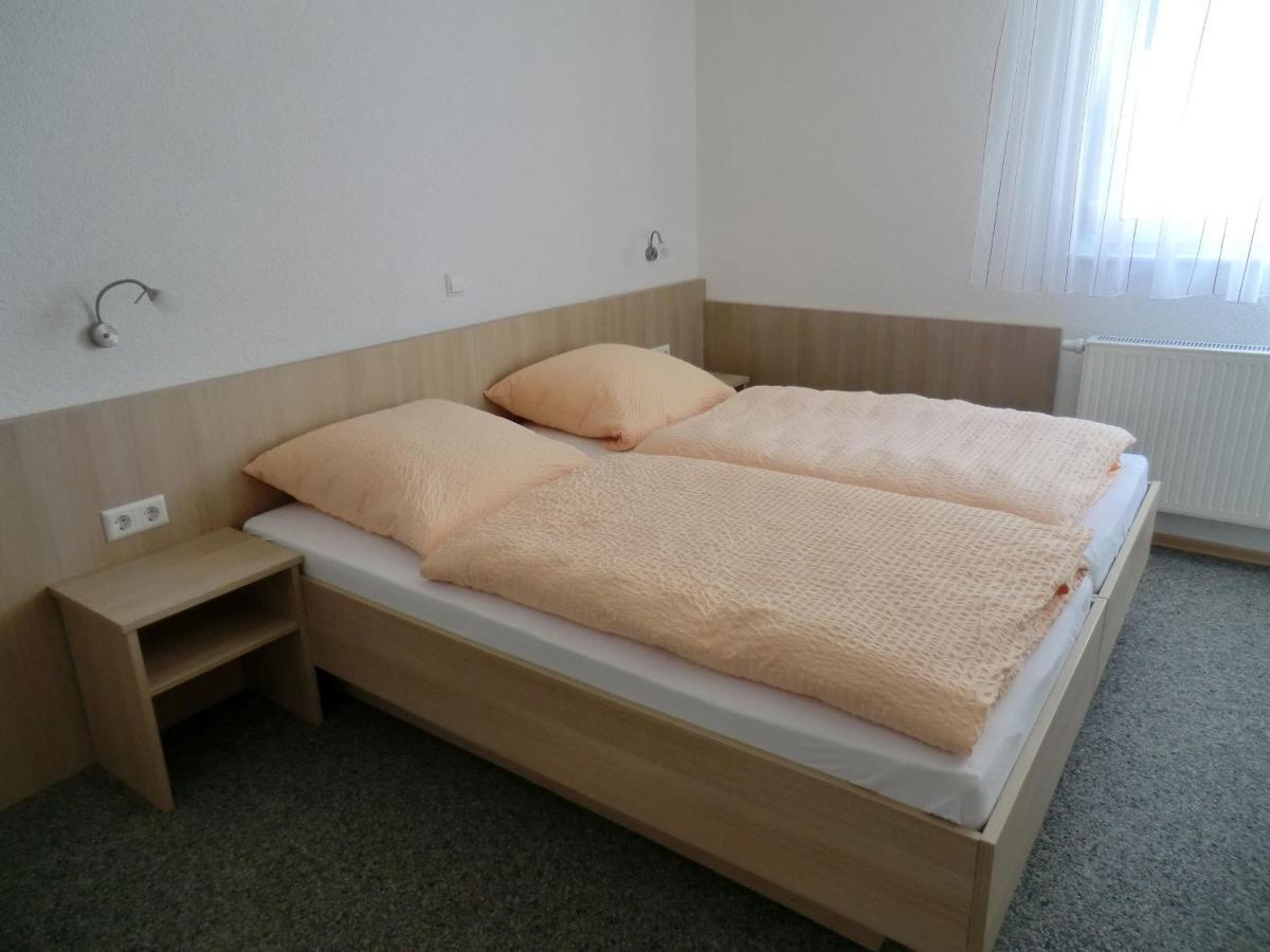 Pension Steinle Erbach an der Danau Екстериор снимка
